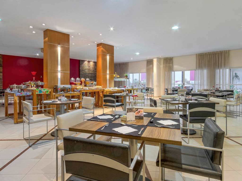 Hotel Nacional Inn Cuiaba Restaurant bilde